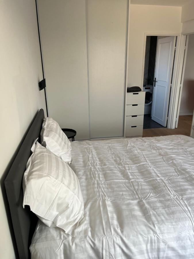 Appartement De Charme Sur Les Toits De Boulogne ! Boulogne-Billancourt Exterior foto