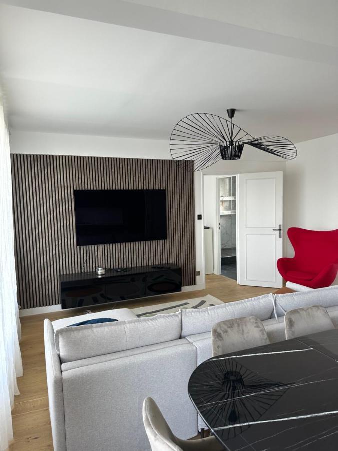Appartement De Charme Sur Les Toits De Boulogne ! Boulogne-Billancourt Exterior foto