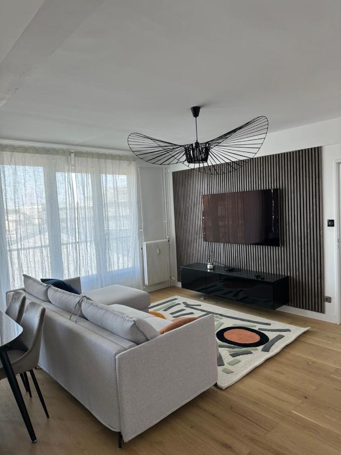 Appartement De Charme Sur Les Toits De Boulogne ! Boulogne-Billancourt Exterior foto